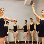 Imagen de la compañía de danza Coppelia de Ponferrada. DL