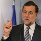 El presidente del Gobierno, Mariano Rajoy, durante su comparecencia hoy ante los medios de comunicación en el Palacio de la Moncloa.