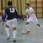 El equipo leonés se vio superado por el compostelano.