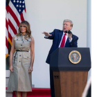 Donald Trump y su esposa ayer, en la Casa Blanca.