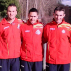 Jorge, en el centro, entre Rubén Fernández y Javier Zapico.