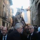 La Procesión de la Virgen del Mercado levantó el telón a la Semana Santa en León.