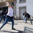 Imágenes de la pelea entre aficionados del Lugo y la Ponferradina. EL PROGRESO DE LUGO