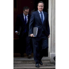 Cameron en su camino hacia la Cámara de los Comunes. A. COWIE