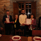 El matrimonio Basurko recogió el premio de manos de La Caixa y la alcaldesa de Villafranca.