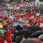 Vista de la manifestación convocada en Madrid  bajo el lema ‘Trabajo, dignidad, derechos. Quieren acabar con todo’.