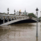 París sufre las peores inundaciones desde el siglo XIX. YOAN BALAT