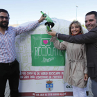 El gerente de Ecovidrio, la alcaldesa y el concejal de Medio Ambiente presentaron ayer la campaña. JESÚS