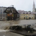 Las inundaciones arrasan viviendas en Chastrava, en la República Checa.