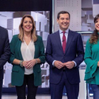 De izquierda a derecha, los candidatos a la presidencia de la Junta de Andalucía Juan Marín (Cs), Susana Díaz (PSOE), Juan Manuel Moreno (PP) y Teresa Rodríguez (Adelante Andalucía), en el debate de campaña de este lunes, en Canal Sur.