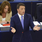 Matteo Renzi durante su discurso ayer ante la Eurocámara.