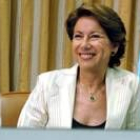 La ministra de Fomento, Magdalena Álvarez, en su comparecencia en la Comisión de Fomento y Vivienda