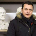 El escultor leonés Amancio González.