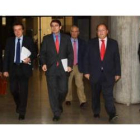 Los consejeros De Santiago-Juárez y Fernández Mañueco con el delegado de la Junta, Eduardo Fernández