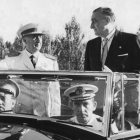 El general Franco y el alcalde Martínez Llamazares. ARCHIVO HISTÓRICO DEL DIARIO DE LEÓN