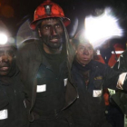 Los mineros fueron rescatados de un socavón de carbón en Perú.