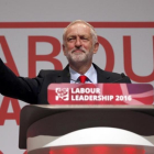 Jeremy Corbyn, tras ser reelegido como líder del Partido Laborista, en el congreso del partido en Liverpool.