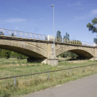 El puente de Gradefes cuenta con un total de once arcos escarzanos y de gran longitud. CAMPOS