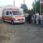 La Uvi móvil cuando salía de la plaza de La Robla hacia el hospital