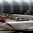 Aviones de la compañía Emirates en el aeropuerto de Dubái, en los Emiratos Árabes Unidos, el 8 de mayo del 201