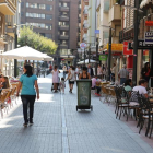 Terrazas en la calle Burgo Nuevo.