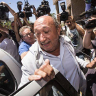 Francis Montesinos abandona el juzgado de Llíria, esta mañana.