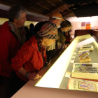 Visitantes de Princeton en la biblioteca temparia del Castillo de Ponferrada