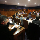 Votación de la Cuenta de 2014, con el apoyo de los concejales de USE y los del PP.