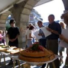 El concurso de tortillas protagonizó las actividades de la tarde en la plaza de la Encina