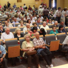 La imagen corresponde a una de las reuniones informativas celebrada en Ponferrada sobre el problema de las preferentes.