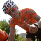 Igor Antón, feliz por ser de nuevo líder de la Vuelta.