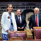 La ministra de Industria, Comercio y Turismo, Reyes Maroto, momentos antes de su comparecencia para informar sobre las líneas generales de la política de su departamento, esta tarde en el Senado, en Madrid.