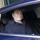 Chirac abandona su oficina este lunes, día en que no se ha presentado ante el tribunal que le juzga.