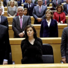 Rajoy, Santamaría y Catalá, en un minuto de silencio en el Senado por las víctimas de violencia machista.