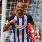 Con una remozada plantilla, pero con la base de los dos últimos años, la Deportiva Ponferradina afronta una nueva temporada en el fútbol profesional. ANA F. BARREDO