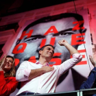 El candidato a la presidencia del Gobierno por el PSOE, Pedro Sánchez, durante su valoración de los resultados electorales en la sede socialista en la Calle Ferraz de Madrid.