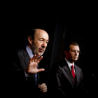 Rubalcaba y el líder de los socialistas portugueses, José Antonio Seguro, en Lisboa.