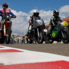 El GP de Velocidad de La Bañeza se convertirá el 5 y 6 de agosto en el epicentro mundial del motoclismo en una carrera que reunirá a más de 70.000 aficionados. FERNANDO OTERO