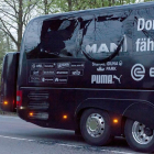Estado del autobús del Borussia Dortmund tras las explosiones. STR