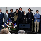 Manolo Quijano hijo, dirigiéndose al público leonés en el pregón de fiestas celebrado ayer en la Plaza Mayor.