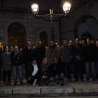 Los representantes políticos y técnicos visitaron la iluminación de la villa de Cistierna.
