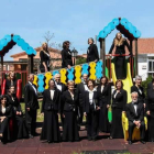 Algunos de los integrantes de la Capilla Clásica de León, que dirige actualmente Elena Fernández. DL