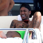 Neymar, a bordo del Ginevra.