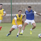 Jesús Bernal, Josep Señé y Samu Delgado durante el entrenamiento previo al partido de Copa del Rey de hoy ante el Lorca. MARCIANO PÉREZ