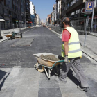 El asfaltado de Ordoño obliga a cortar calles en el centro