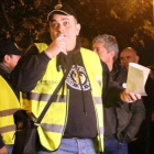 Tito Álvarez, portavoz de Élite Taxi, dirigiéndose a sus compañeros tras la reunión del pasado 22 de enero.