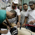 El cuerpo sin vida del adolescente Mohamed Yihad Dudin ayer en el hospital de Dura, en Hebrón.