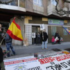 Un momento del acto de protesta, ayer en León.