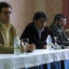 Miguel Hidalgo, en el centro, en el anuncio de su candidatura