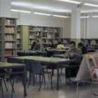 Sala de una de las bibliotecas con las que cuenta el municipio de San Andrés del Rabanedo